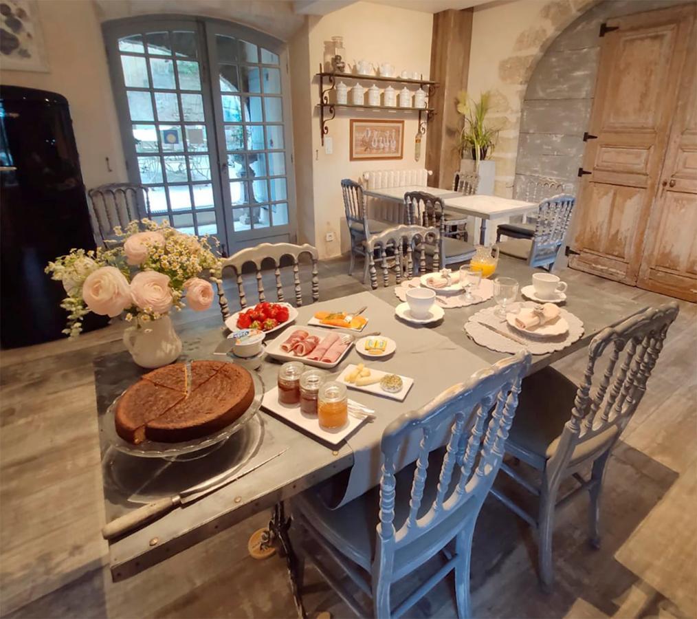 Le Petit Chateau Châteauneuf-de-Gadagne Exteriér fotografie