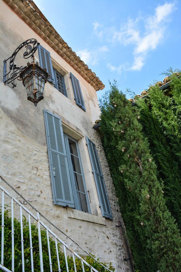 Le Petit Chateau Châteauneuf-de-Gadagne Exteriér fotografie